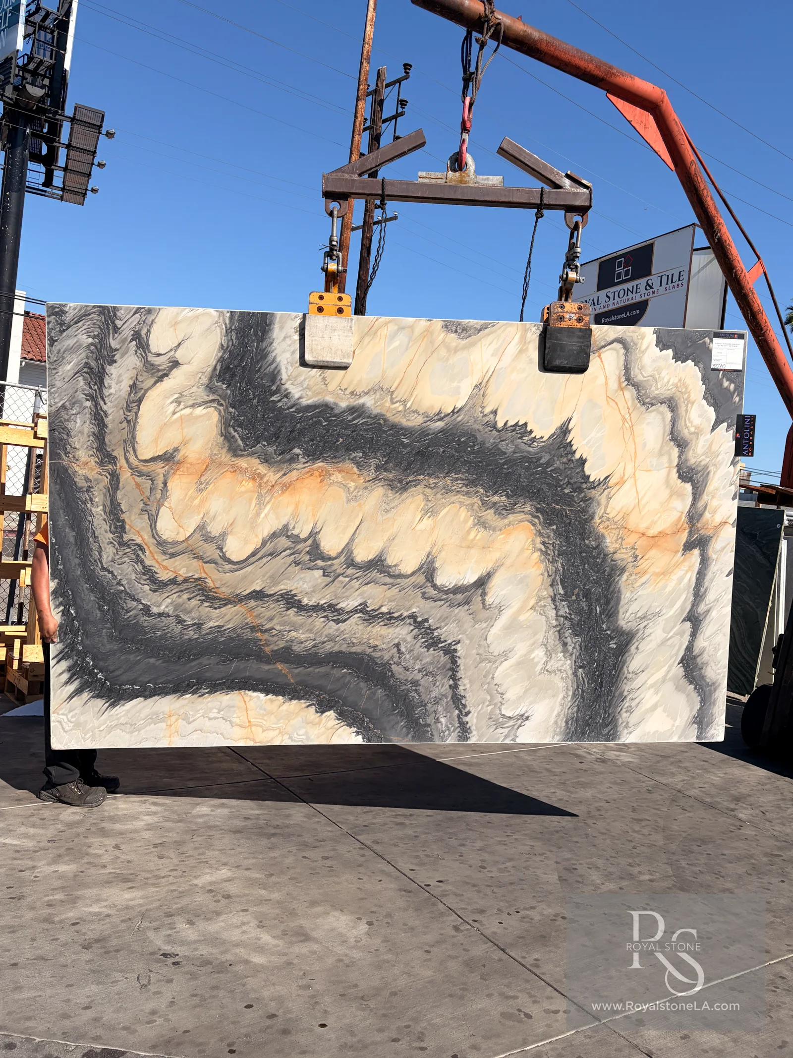 Antolini Cipollino Greywave AO895 marble slab at Royal Stone Los Angeles