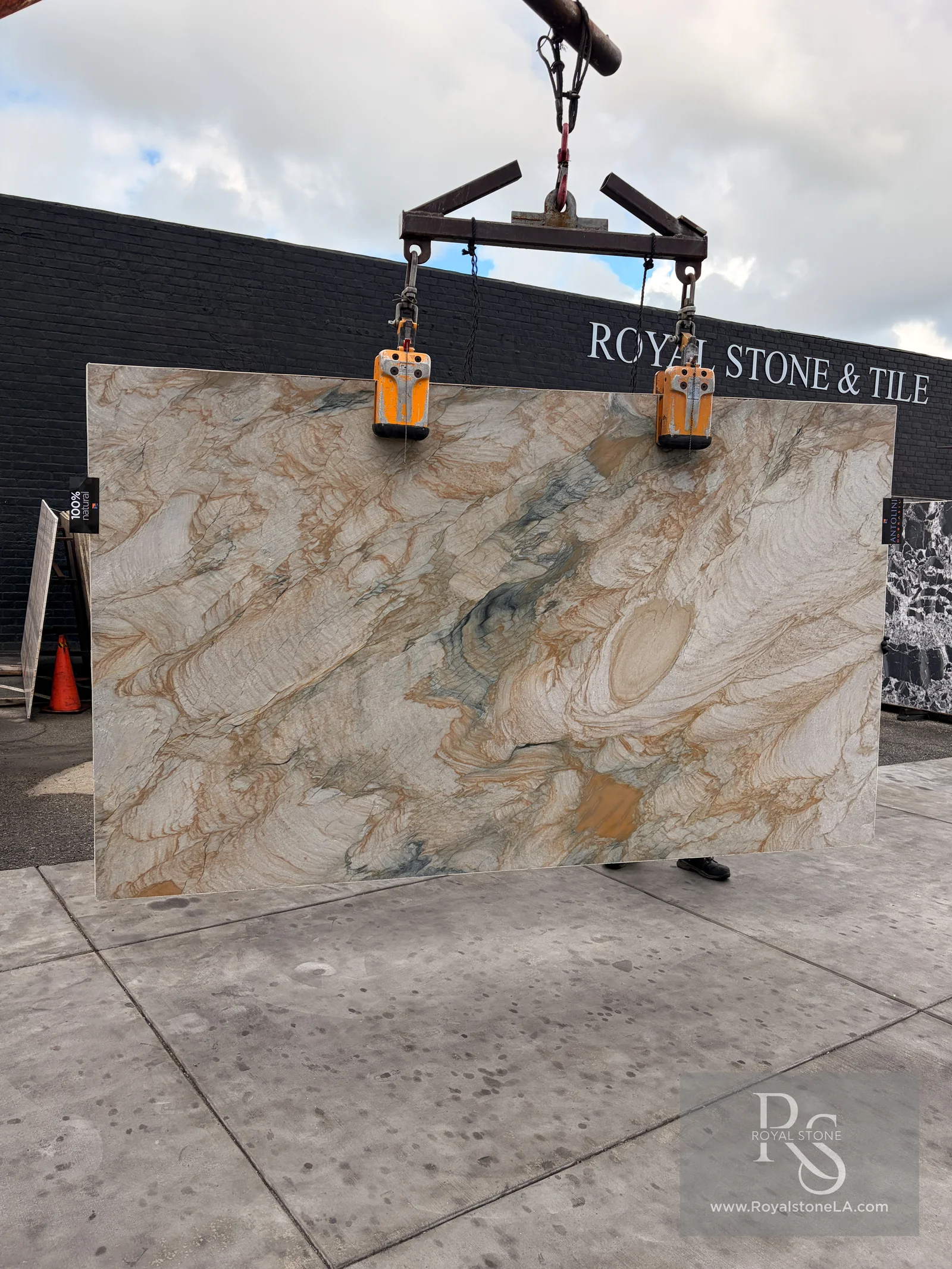 2cm Antolini Mistral Creme AO892 polished quartzite slab, 76 by 129 inches, lifted from a new container at the Royal Stone yard in Los Angeles