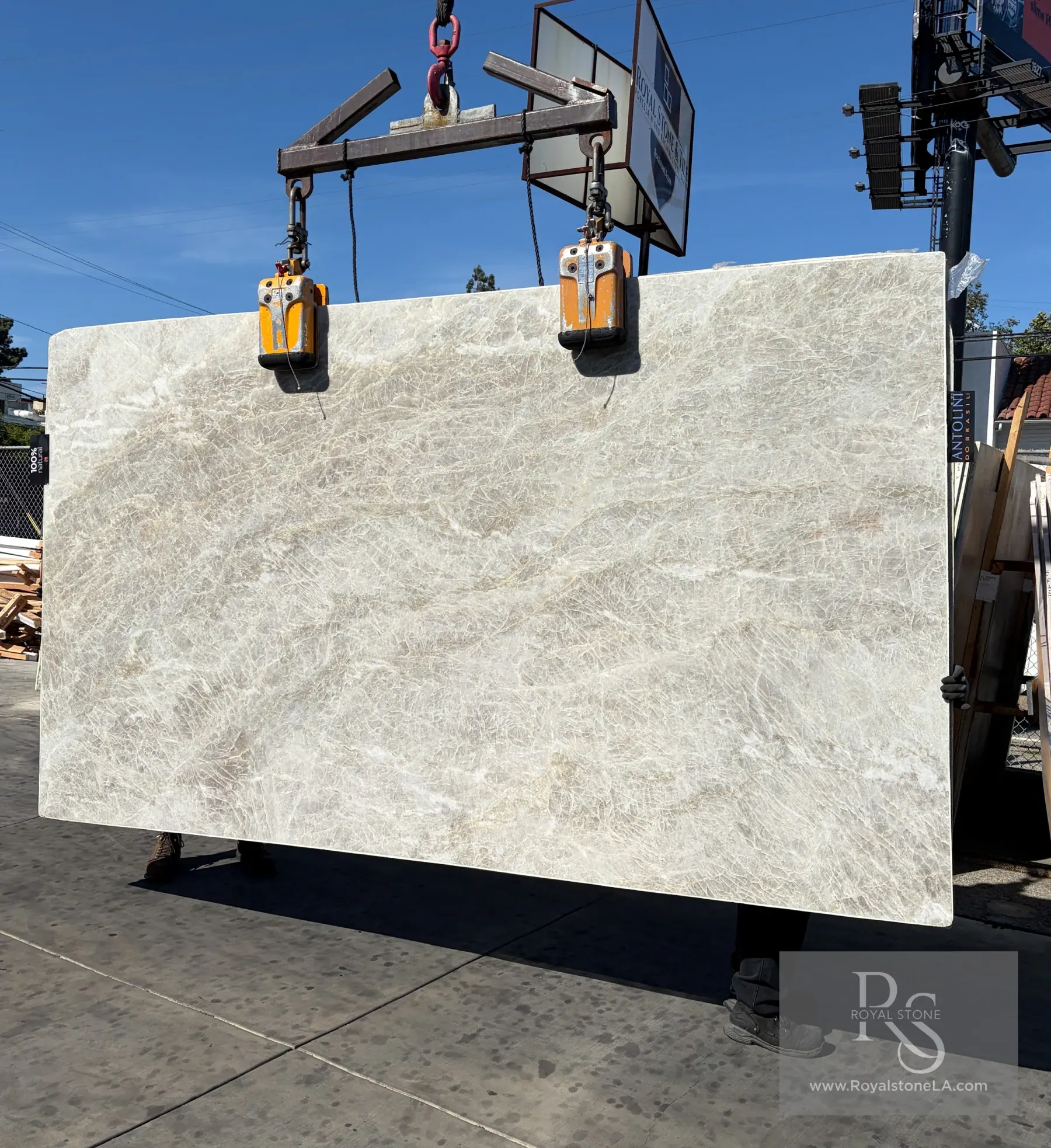 Antolini Taj Mahal AO999 leather-finish quartzite slab at Royal Stone, soft ivory and beige field with translucent depth