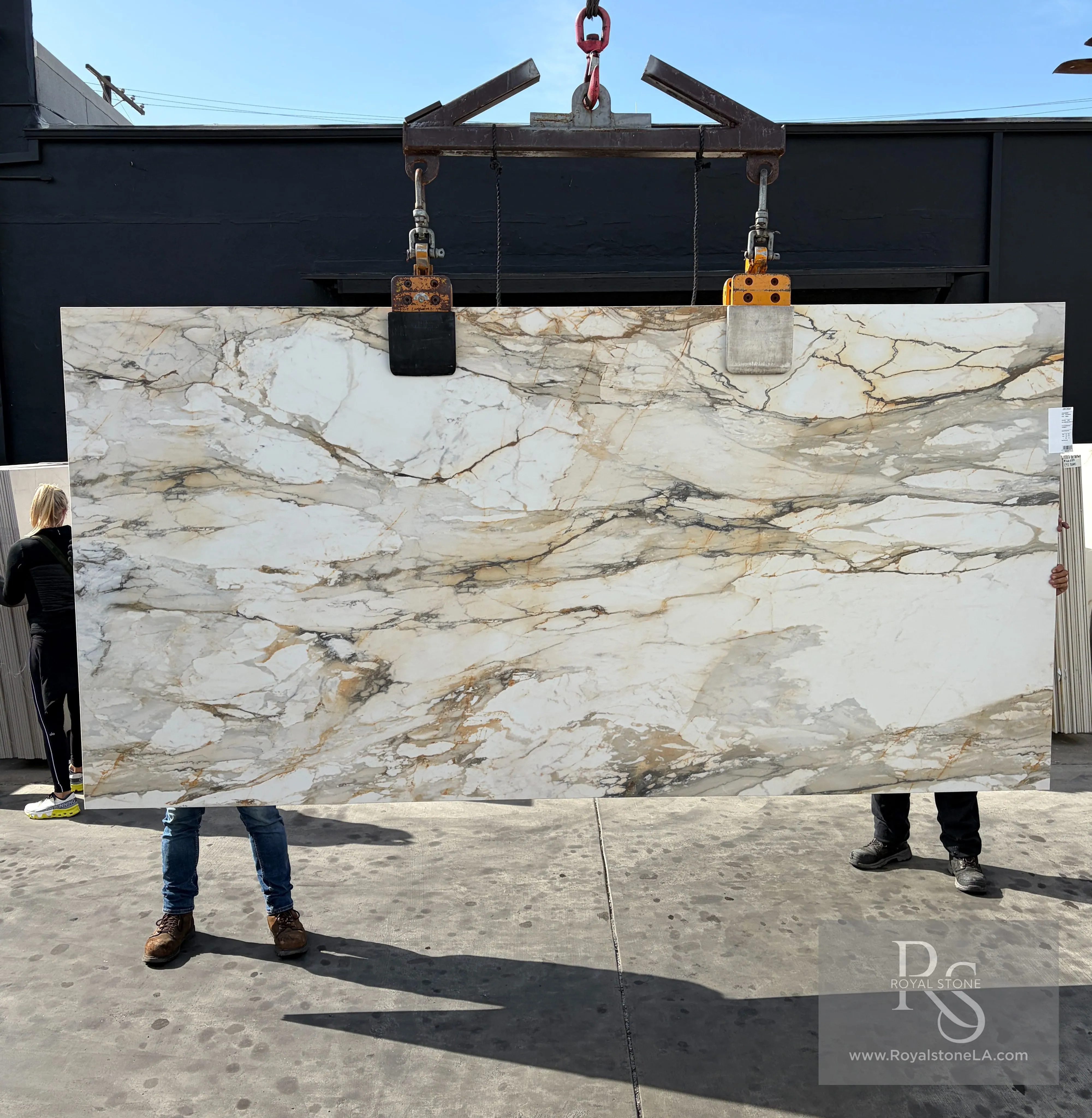 Calacatta Macchia Gold Italian porcelain slab