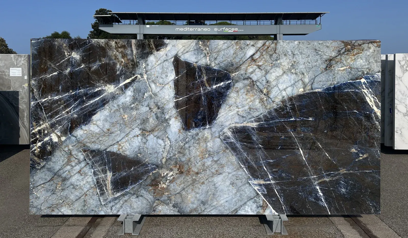 Sodalite Crystal Italian porcelain slab